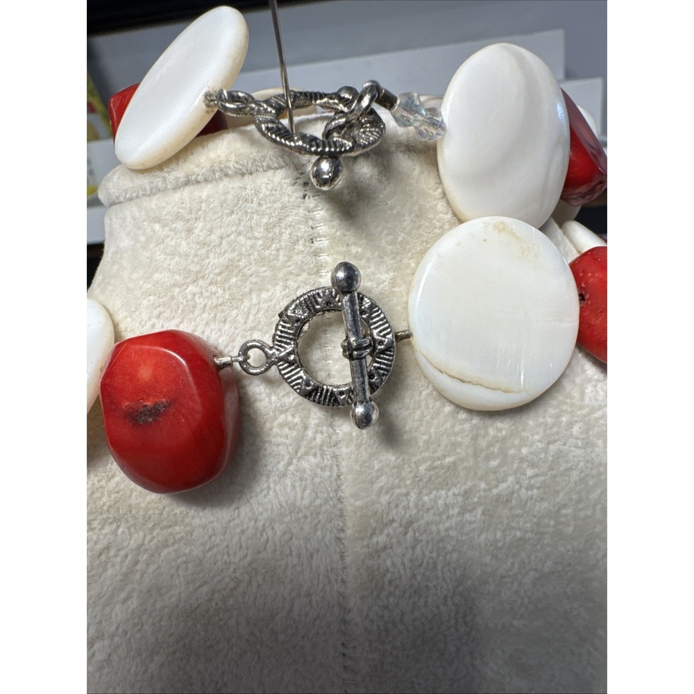 VTG Natural Red Coral Chunky Necklace 22"White MOP Disc Beads & Bracelet Set - Picture 9 of 16